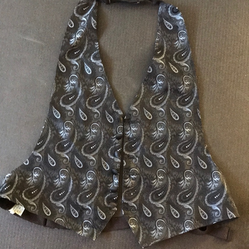 Tuxedo Vest Black Grey Silver OS